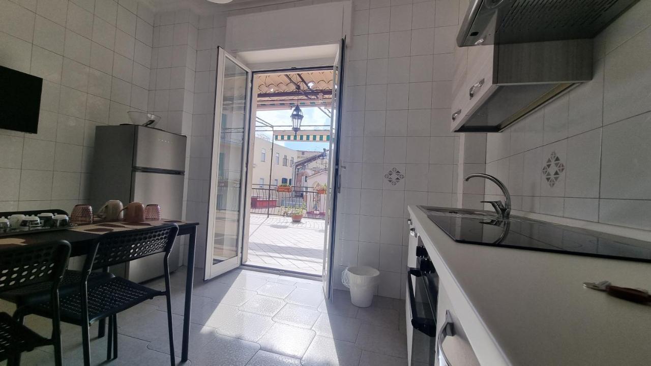 La Casa Di Rosellina - Flat In Bagnoli - My Place Napoli Eksteriør billede